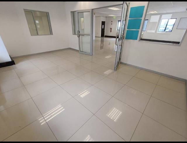 BUSINESS PROPERTY TO RENT IN STRUBENSVALLEI